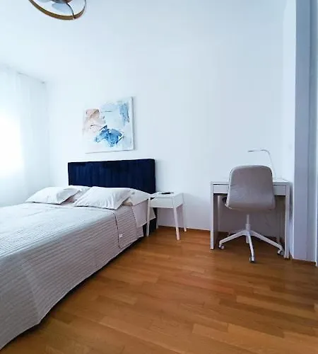 아파트 Teal Apartment-free Garage Parking 자다르